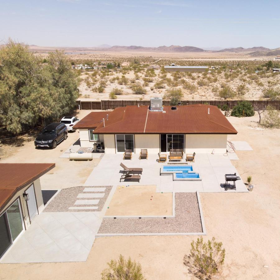 @ Marbella Lane - The Moon Designer Home Right Behind The Jtnp ジョシュア・ツリー エクステリア 写真